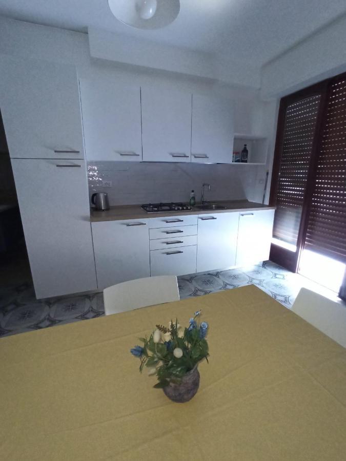 Mondello Valdesi Apartment Палермо Екстериор снимка